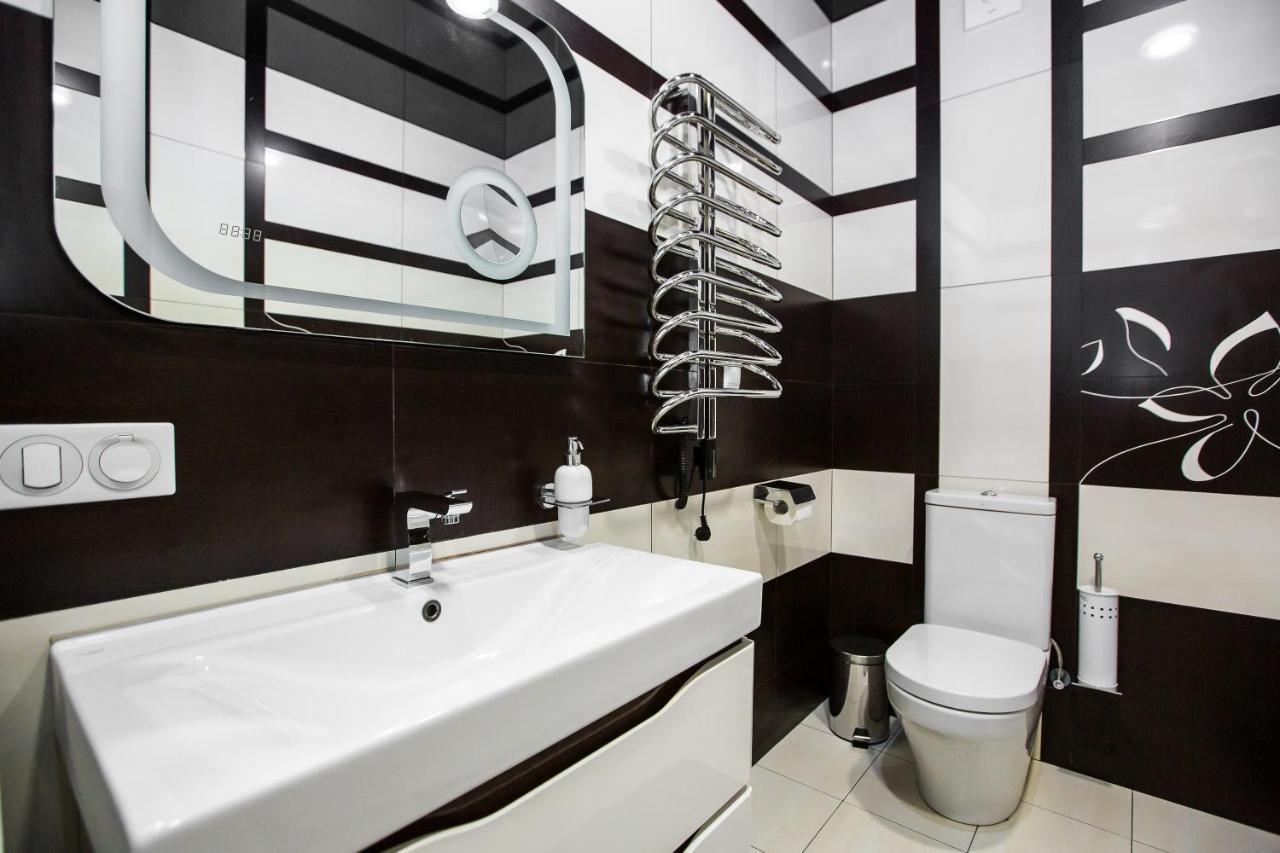 Brand New Relaxing Place In Nice Neighbourhood Lviv Ngoại thất bức ảnh